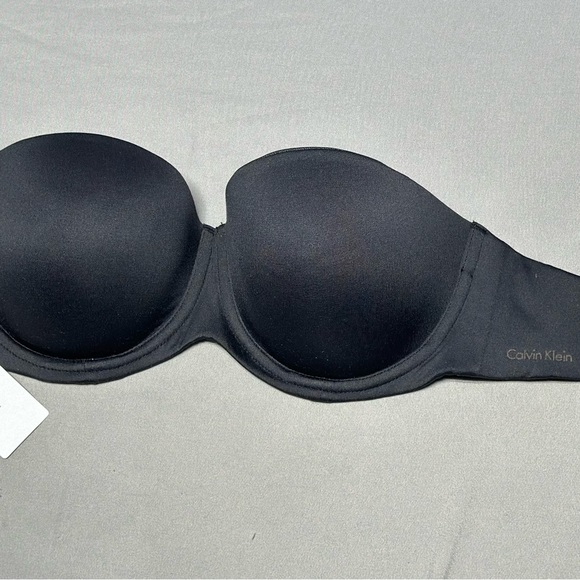 Calvin Klein Lightly Lined Constant Strapless Bra QF5528 - Picture 5 of 6